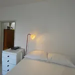 Loft Na Frente Aeroporto Arborizado